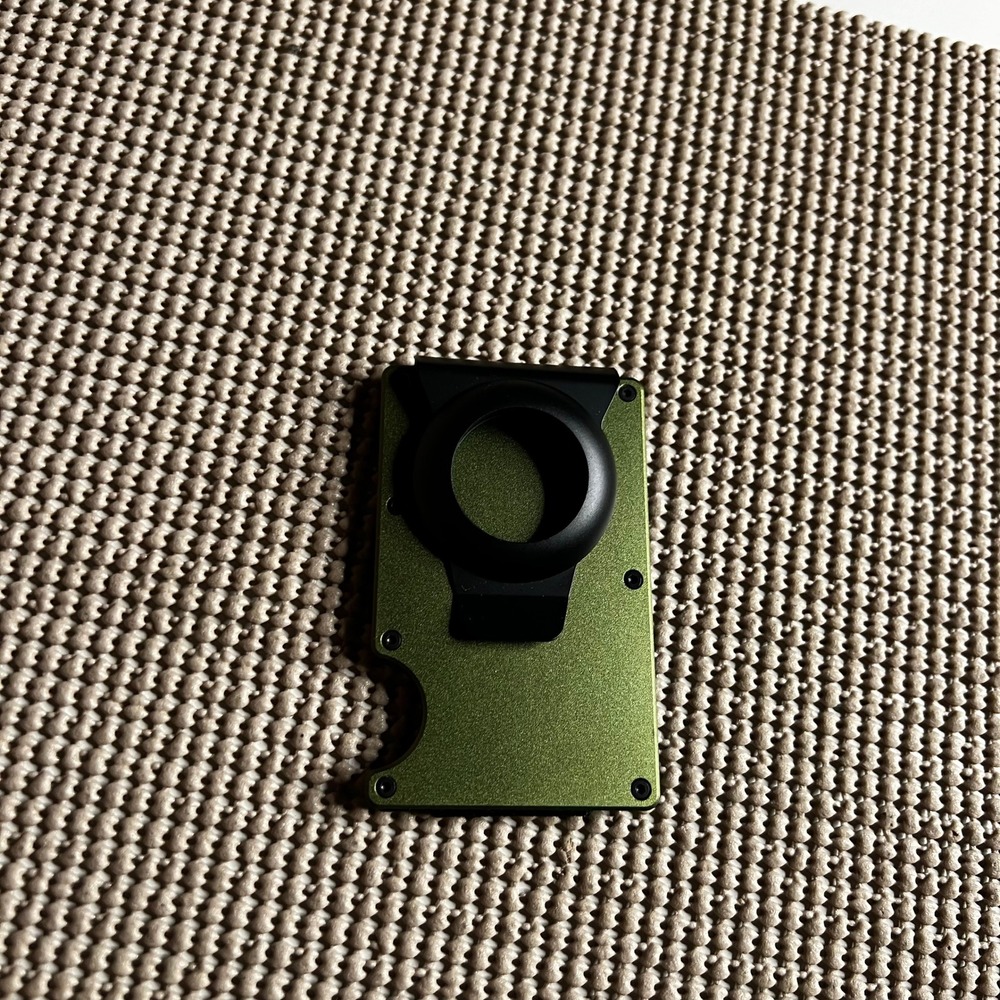 Olive Green Metal RFID Blocking Minimalist Wallet with Money Clip AirTag Mount